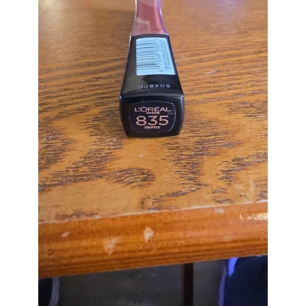 New L'Oréal Infallibles 8hr Progloss Shade‎ 835
